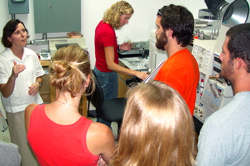 Professor Elizabeth Canuel with a group of VIMS graduate students.